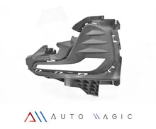 Load image into Gallery viewer, Rejilla Onix 20-24 LT, Premier c/faro niebla izq.