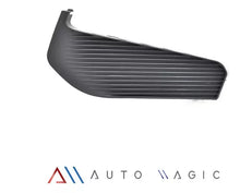 Load image into Gallery viewer, Rejilla Malibu 16-18 s/faro niebla izq.