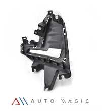 Load image into Gallery viewer, Rejilla Onix 20-24 LT, Premier c/faro niebla izq.