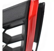 Load image into Gallery viewer, Rejilla de defensa Jetta 11-14 tipo Gli c/mold. roja central