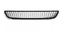 Load image into Gallery viewer, Rejilla de defensa Jetta 11-14 tipo Gli c/mold. roja central
