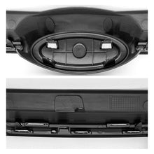 Load image into Gallery viewer, Parrilla focus 12-14  ngo. matte c/mold. cromo