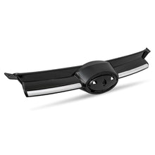 Cargar imagen en el visor de la galería, Parrilla focus 12-14 ngo. brillante c/mold. cromo