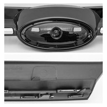 Cargar imagen en el visor de la galería, Parrilla focus 12-14 ngo. brillante c/mold. cromo