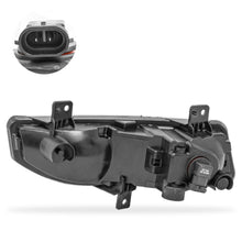 Cargar imagen en el visor de la galería, Kit faros de niebla Sentra 20-22 KIT c/arnes, switch Universal yc/focos c/foco H8