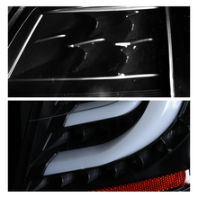 Cargar imagen en el visor de la galería, Calaveras Fit 08-13 Led negras