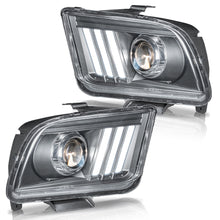 Load image into Gallery viewer, Faros Mustang 05-09 c/lupa y luz de dia