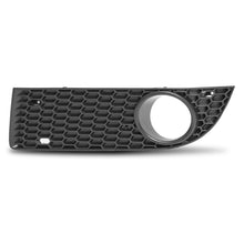 Load image into Gallery viewer, Rejilla Jetta Clasico 08-15 p/faro niebla izq.