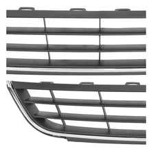 Load image into Gallery viewer, Rejilla de defensa Jetta 11-14 c/mold. cromo central
