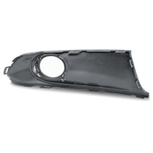 Load image into Gallery viewer, Rejilla Vento 14-15 c/mold. cromada p/faro niebla izq.