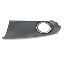 Load image into Gallery viewer, Rejilla Vento 14-15 c/mold. cromada p/faro niebla izq.