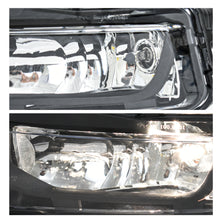 Load image into Gallery viewer, Faro niebla Transporter 16-14 c/foco izq.