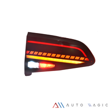 Cargar imagen en el visor de la galería, Calaveras Golf 18-21 LED secuencial tipo Gti rojas performance
