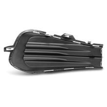 Load image into Gallery viewer, Rejilla Jetta 22-24 s/hoyo Izq.