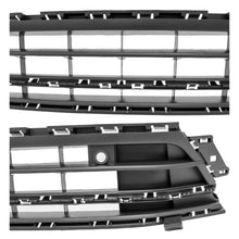 Load image into Gallery viewer, Rejilla Jetta 15-18 central c/hoyo p/sensor del.