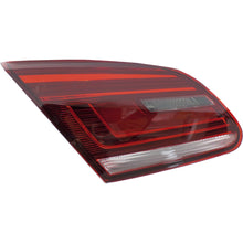 Cargar imagen en el visor de la galería, Calavera Passat cc 13-16 Led interior izq.