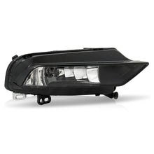 Cargar imagen en el visor de la galería, Faro antiniebla Audi A3 14-16 sedan c/foco derecho