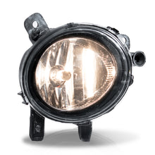 Load image into Gallery viewer, Faro de niebla Bmw Serie 1 12-13/ Serie 2 14-16/ Serie 3 12-18/ Serie 4 14-16 Der.