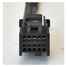 Load image into Gallery viewer, Espejo Trax 13-20 electrico izquierdo
