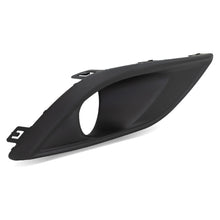 Cargar imagen en el visor de la galería, Rejilla Aveo 18-23 p/faro niebla der.