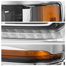 Load image into Gallery viewer, Faro Silverado cheyenne 16-18 p/xenon bisel cromo izq.