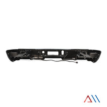 Load image into Gallery viewer, Defensa tras. Silverado Cheyenne 14-22 s/sensor completa c/soportes nga.