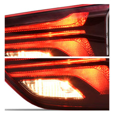 Load image into Gallery viewer, Calavera Onix 20-24 halogeno interior izq.
