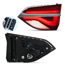 Load image into Gallery viewer, Calavera Cavalier 22-24 Led interior der.
