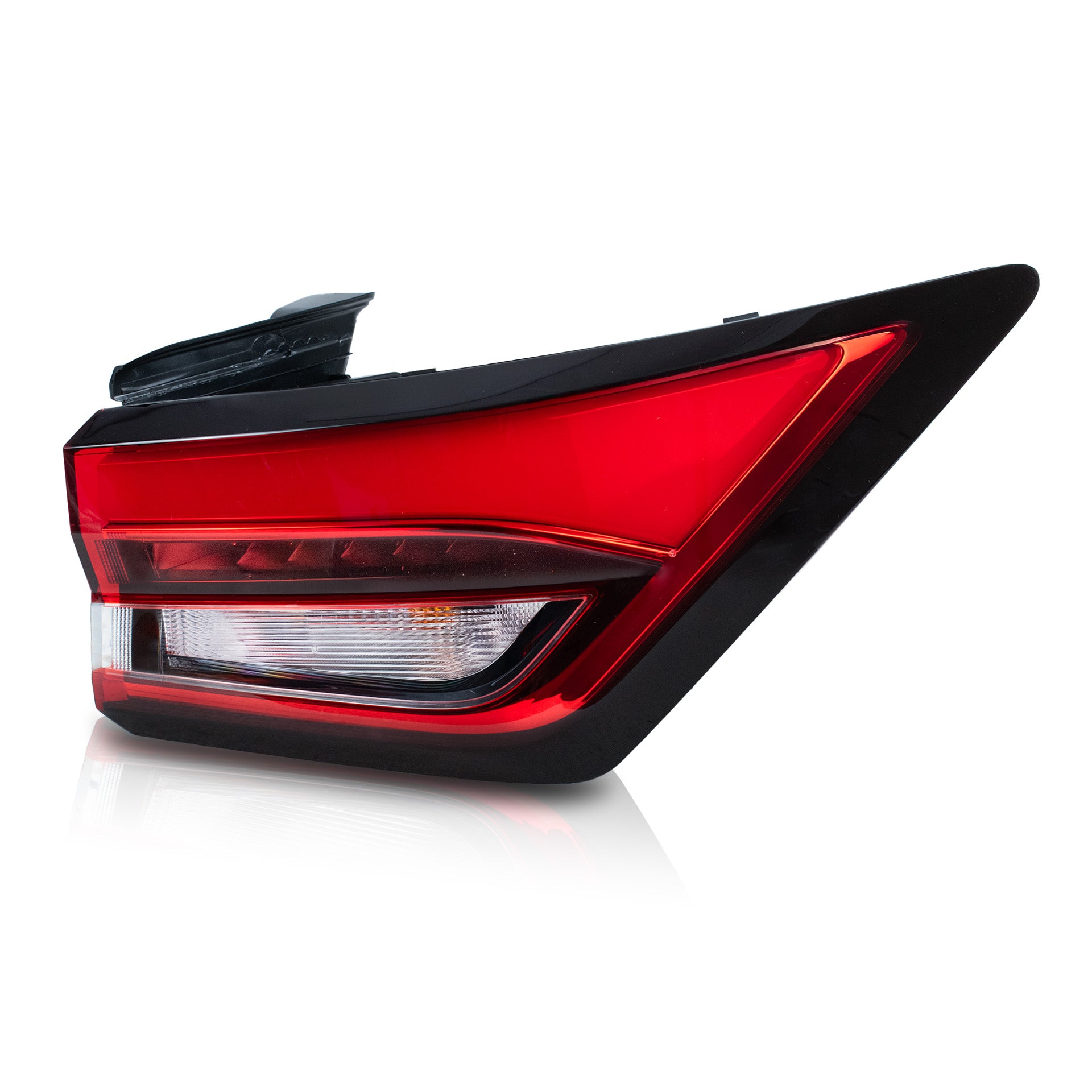 Calavera Aveo 24-26 hatch back led Ext. derecha.