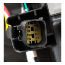 Cargar imagen en el visor de la galería, Faro Trax 24-26 c/led c/balastras der.