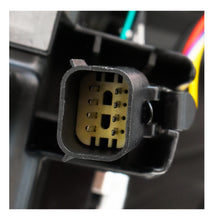 Cargar imagen en el visor de la galería, Faro Trax 24-26 c/led c/balastras izq.