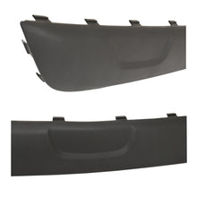 Cargar imagen en el visor de la galería, Moldura de def. Trax 17-20 negra tras. inferior
