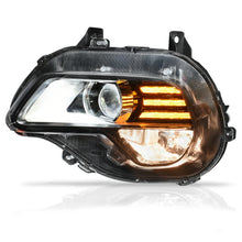 Load image into Gallery viewer, Faro Groove 21-25 lupa Premier c/foco led izq.