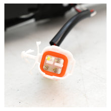 Cargar imagen en el visor de la galería, Cuarto Groove 21-25 luz de dia led der.