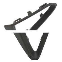 Cargar imagen en el visor de la galería, Moldura de defensa Aveo 25-26 H.B tras. der.
