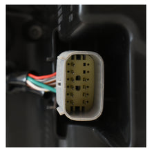 Cargar imagen en el visor de la galería, Faro Trax 17-20 c/led luz de dia izq.
