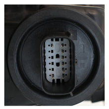 Cargar imagen en el visor de la galería, Faro Terrain 18-21 p/xenon der.