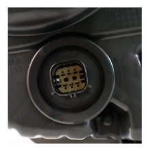 Cargar imagen en el visor de la galería, Faro Traverse 22-23 Led der.