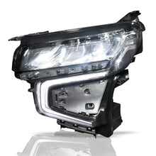 Cargar imagen en el visor de la galería, Faro Suburban 21-24 Full Led izq.