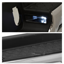 Cargar imagen en el visor de la galería, Defensa trasera Ram 19-24 cromo c/sensor para 2/escapes
