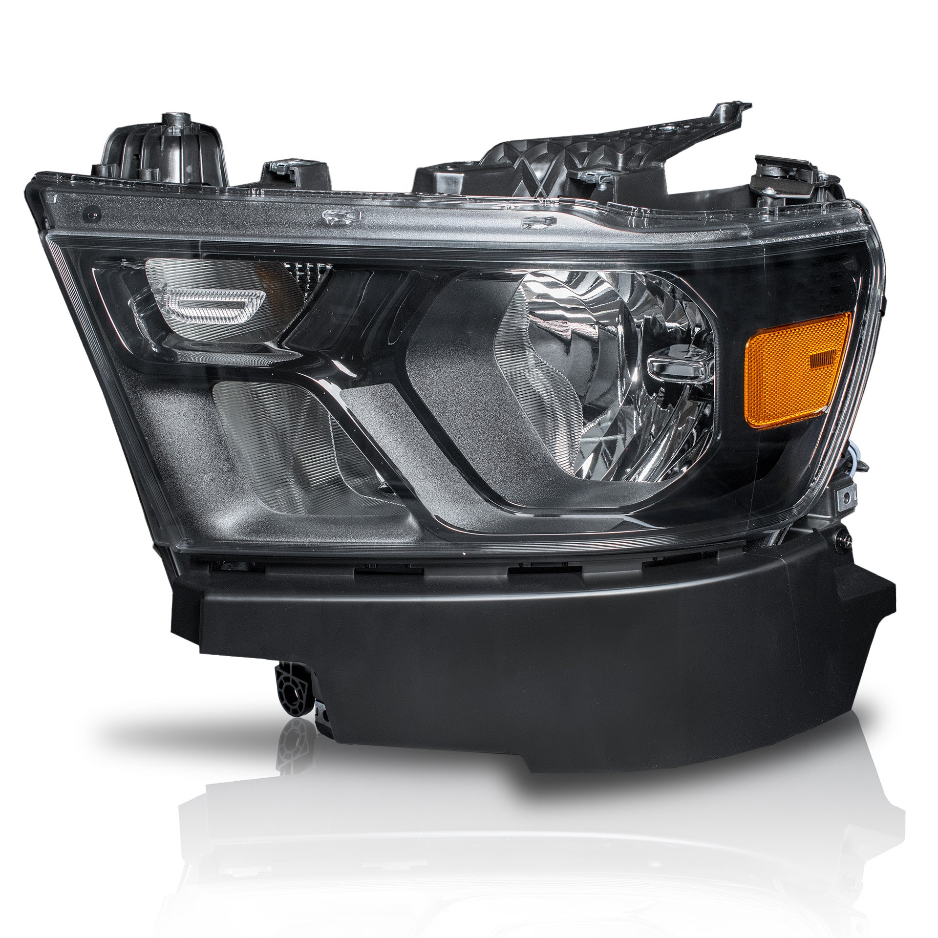 Faro Ram 1500 19-24 c/focos negro izq.