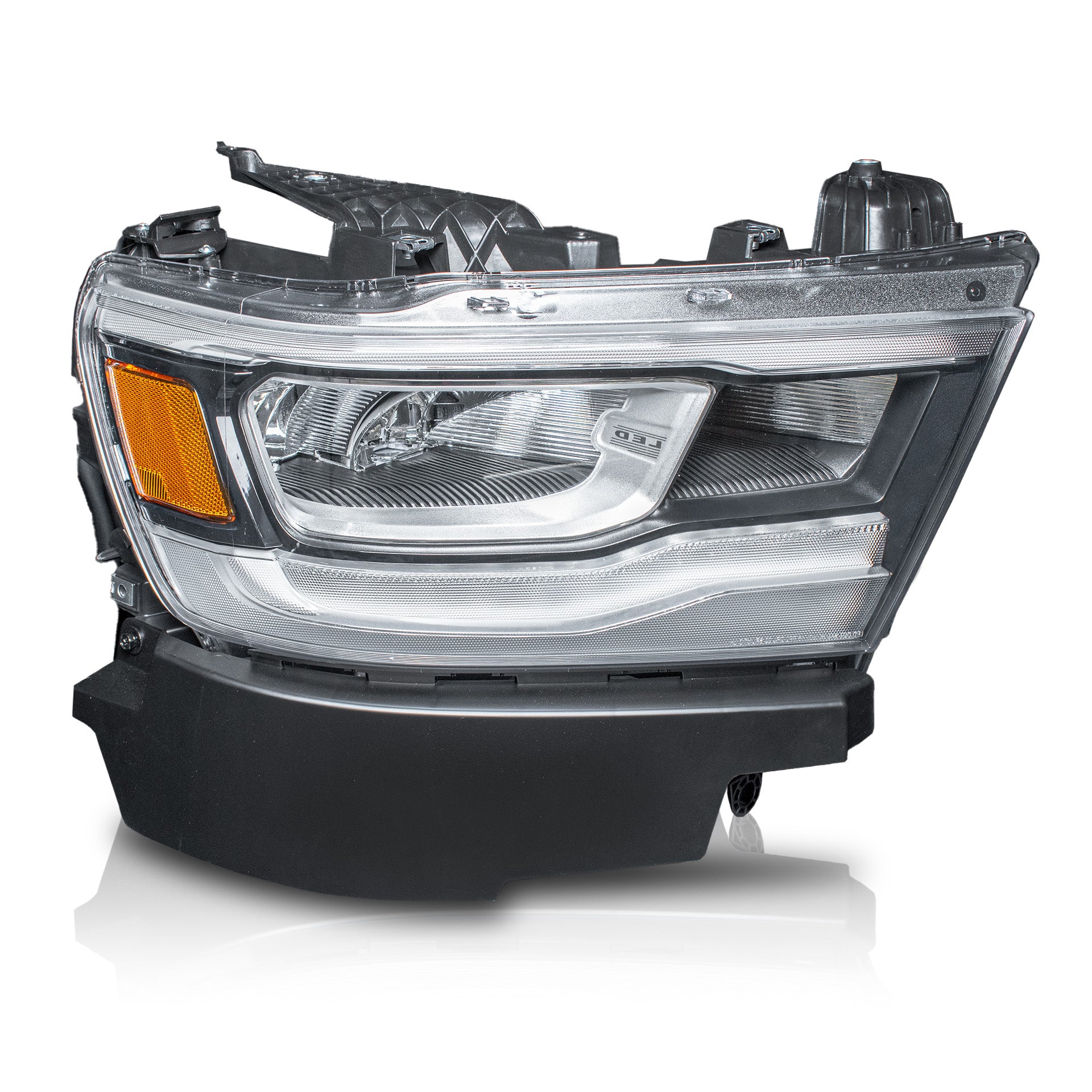 Faro Ram 1500 19-24 LED cromo der.