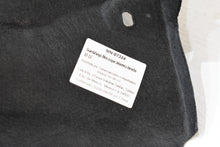Load image into Gallery viewer, Tolva guardafango salpicadera Mini cooper 07-13 delantero derecho