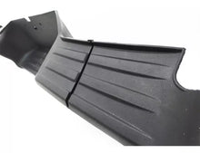 Load image into Gallery viewer, Defensa tras. Hilux 16-24 cromo