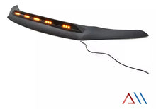 Load image into Gallery viewer, Rompe viento cofre Hilux 16-23 con leds