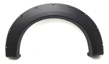 Load image into Gallery viewer, Cantoneras F150 15-20 negro matte