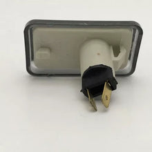 Load image into Gallery viewer, Cuarto direcc. lateral izq/der Golf/Jetta 88-92 humo