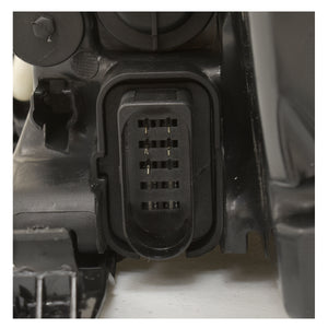 Faro Focus 09-11 cromo c/foco der.