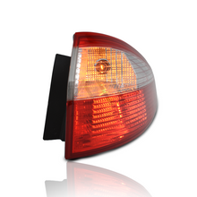 Load image into Gallery viewer, Calavera Fiesta sedan 13-16 c/focos exterior der.