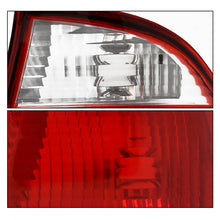 Load image into Gallery viewer, Calavera Focus Sedan 05-07 der.